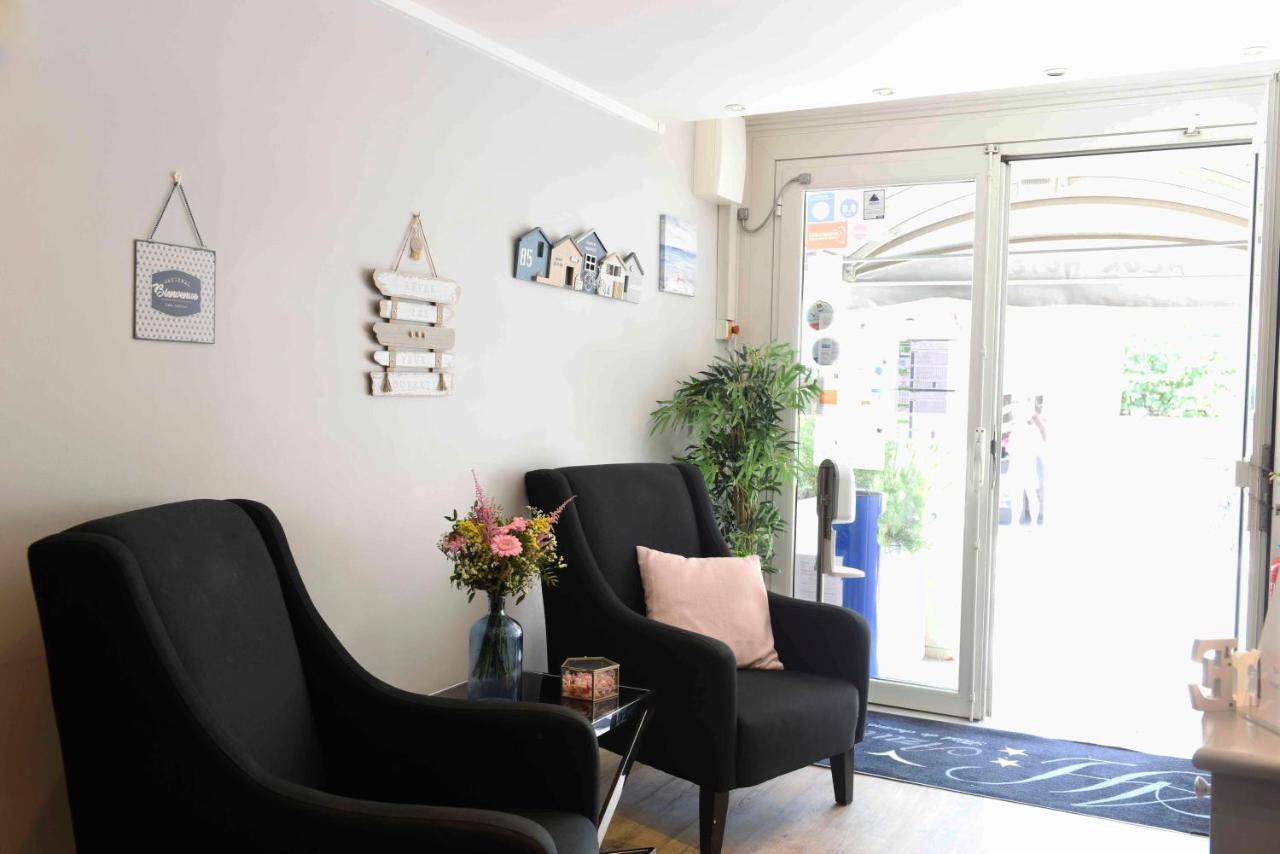 Cit'Hotel Azur Hotel Balaruc-les-Bains Esterno foto