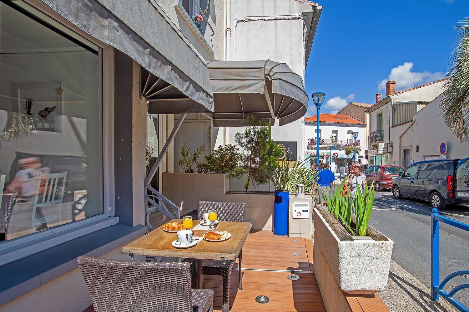 Cit'Hotel Azur Hotel Balaruc-les-Bains Esterno foto